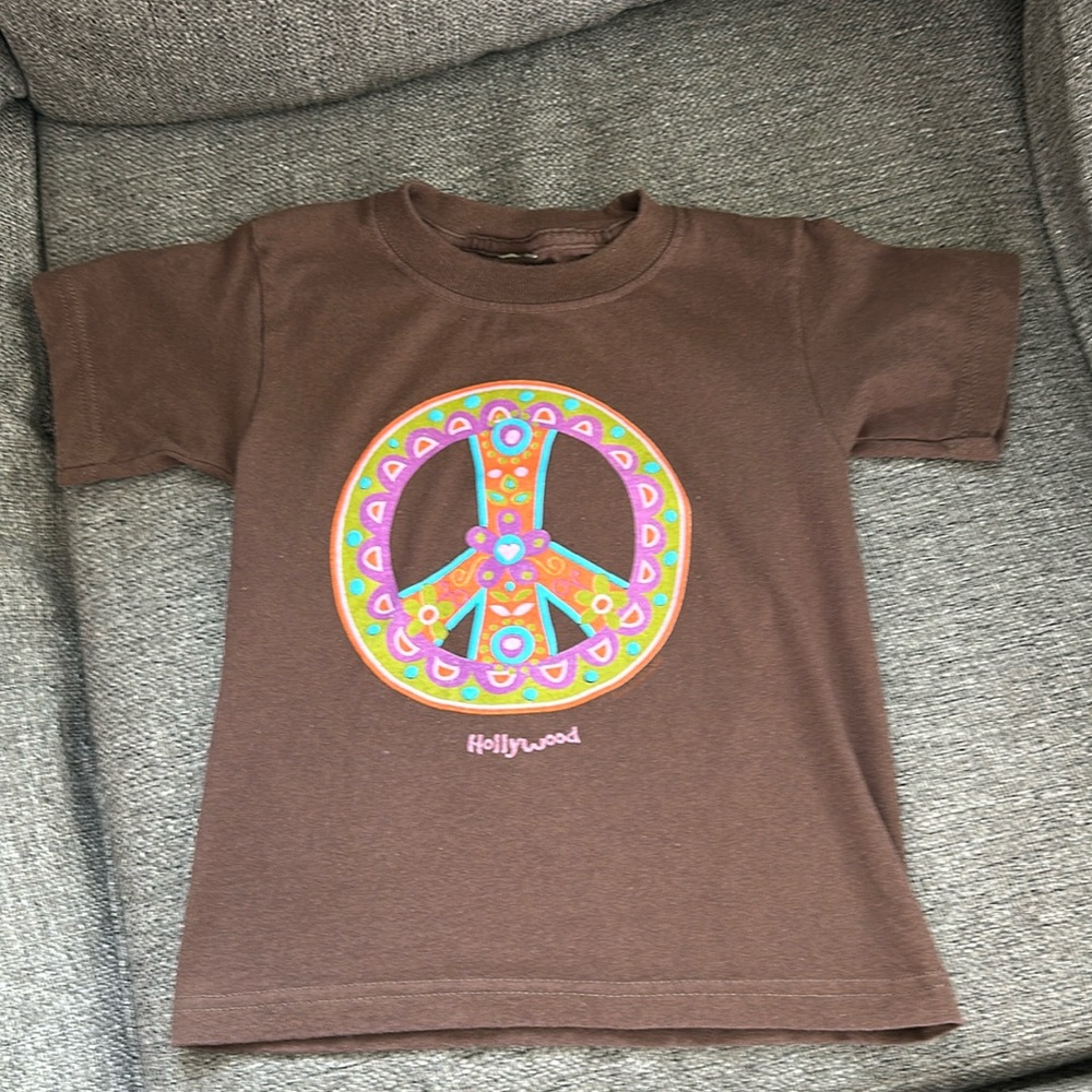 Hollywood Girls Boho Brown Peace T-shirt Size 5/6